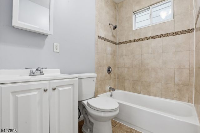 37 Tichenor Ter, Irvington Twp., NJ 07111