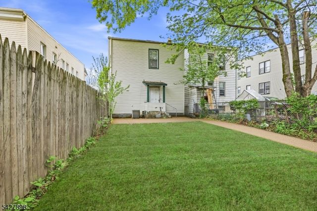 37 Tichenor Ter, Irvington Twp., NJ 07111