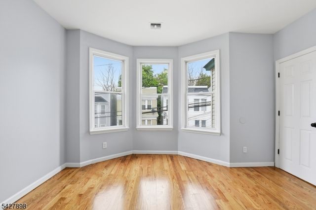 37 Tichenor Ter, Irvington Twp., NJ 07111