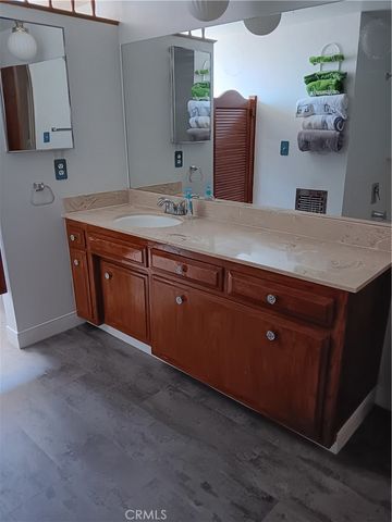 25965 New Chicago, Hemet, CA 92544