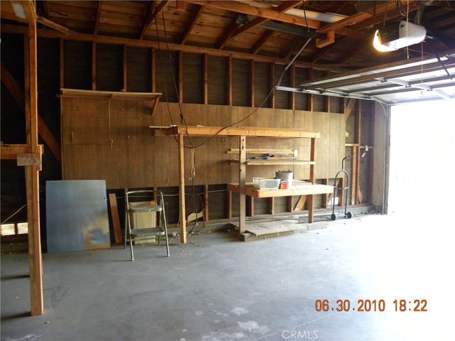 25965 New Chicago, Hemet, CA 92544