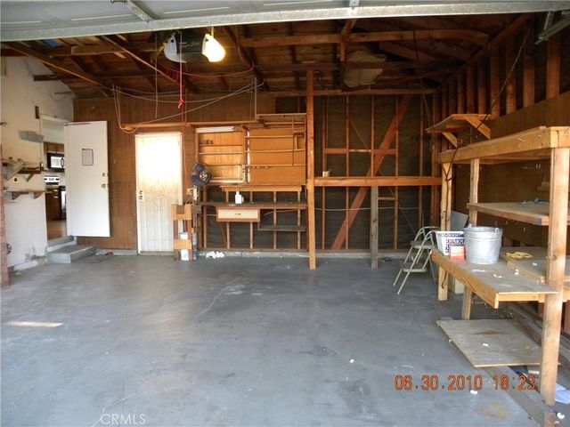 25965 New Chicago, Hemet, CA 92544