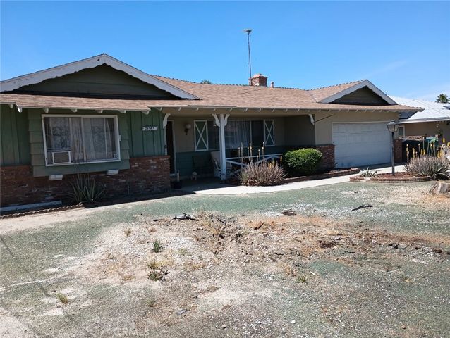 25965 New Chicago, Hemet, CA 92544