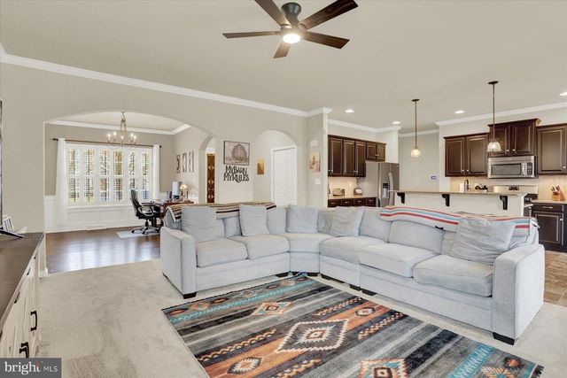 1821 SPARTAN DRIVE, Mechanicsburg, PA 17055