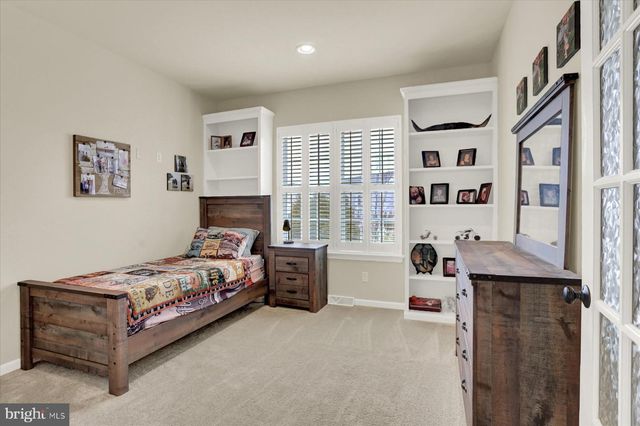 1821 SPARTAN DRIVE, Mechanicsburg, PA 17055