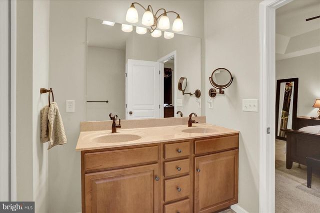 1821 SPARTAN DRIVE, Mechanicsburg, PA 17055