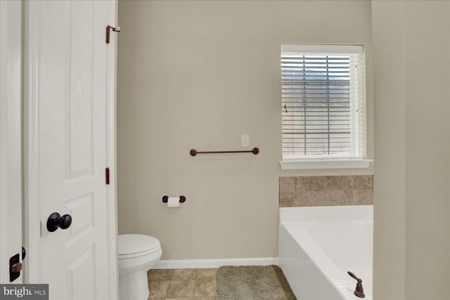 1821 SPARTAN DRIVE, Mechanicsburg, PA 17055