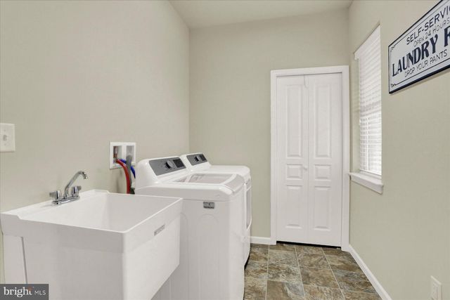 1821 SPARTAN DRIVE, Mechanicsburg, PA 17055