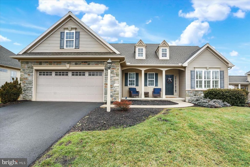 1821 SPARTAN DRIVE, Mechanicsburg, PA 17055