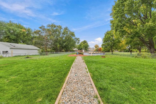 31425 York Street, Fraser, MI 48026