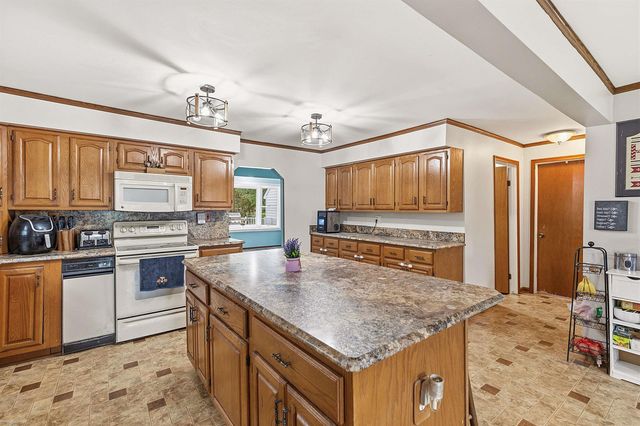 31425 York Street, Fraser, MI 48026