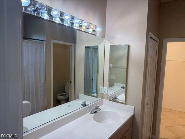 7899 Sandel Wood CIR W, Fort Myers, FL 33908