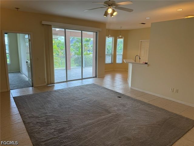 7899 Sandel Wood CIR W, Fort Myers, FL 33908