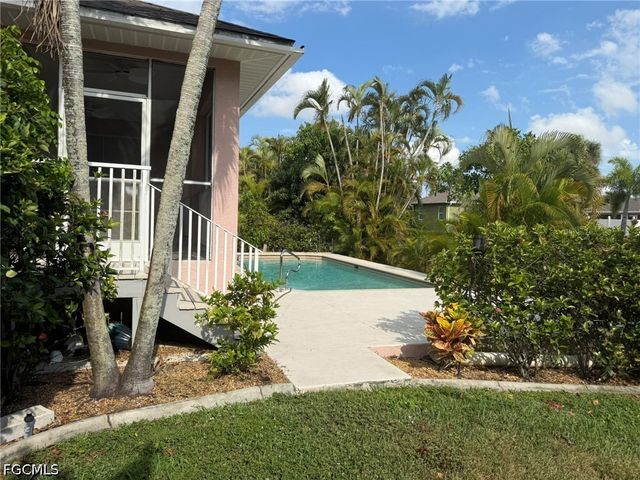 7899 Sandel Wood CIR W, Fort Myers, FL 33908