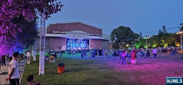 1357 16th Street, Fort Lee, NJ 07024