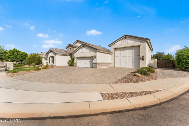 20168 E CHERRYWOOD Court, Queen Creek, AZ 85142