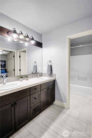 14419 131st Place NE, Kirkland, WA 98034