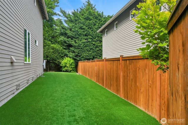 14419 131st Place NE, Kirkland, WA 98034