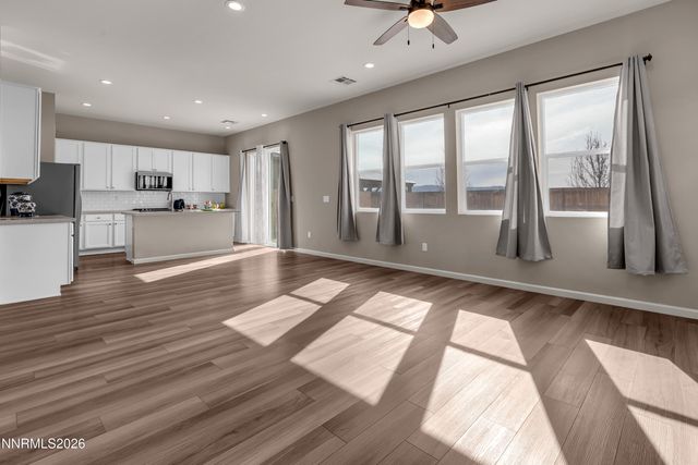 7609 Navasota Drive, Sparks, NV 89436