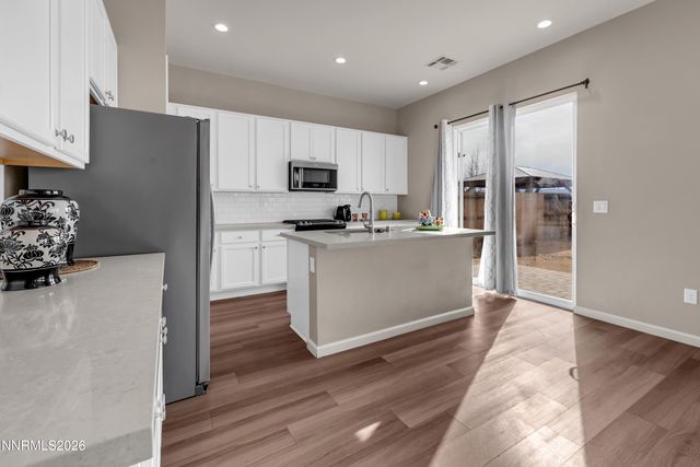 7609 Navasota Drive, Sparks, NV 89436