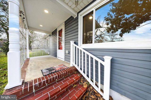 2505 W DENNEYS RD, Dover, DE 19904