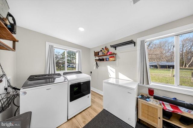 2505 W DENNEYS RD, Dover, DE 19904