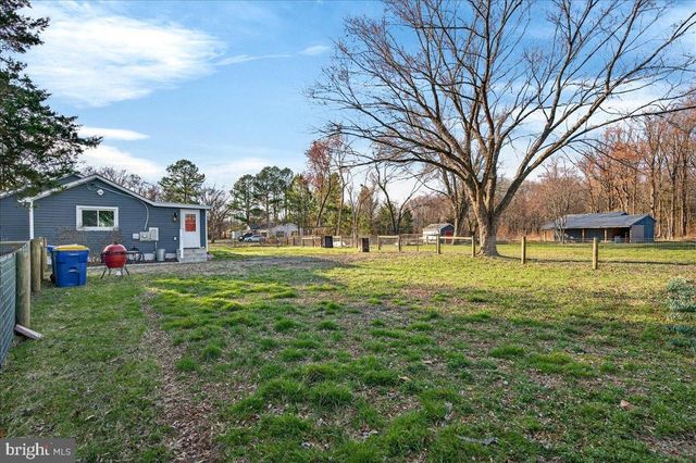 2505 W DENNEYS RD, Dover, DE 19904