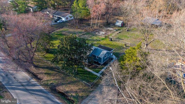 2505 W DENNEYS RD, Dover, DE 19904