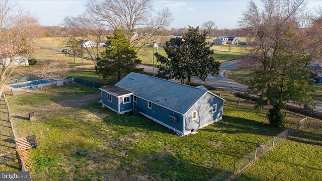 2505 W DENNEYS RD, Dover, DE 19904