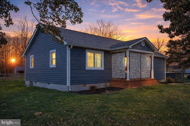 2505 W DENNEYS RD, Dover, DE 19904