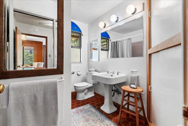 208 Canyon Drive, Portola Valley, CA 94028
