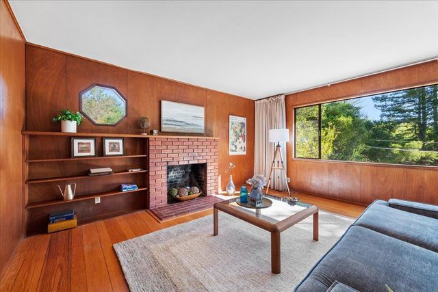 208 Canyon Drive, Portola Valley, CA 94028