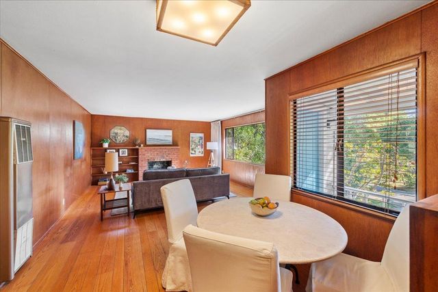 208 Canyon Drive, Portola Valley, CA 94028