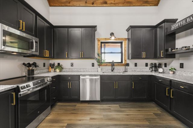 3414 Sugar Maple Loop Rd, Sevierville, TN 37862