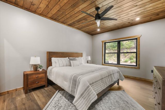 3414 Sugar Maple Loop Rd, Sevierville, TN 37862