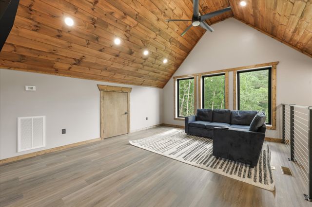 3414 Sugar Maple Loop Rd, Sevierville, TN 37862