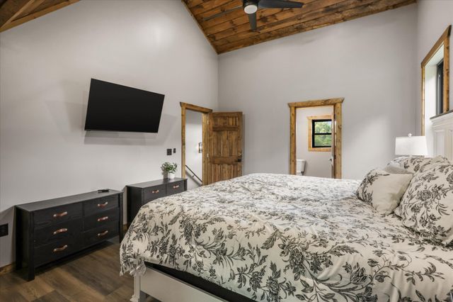 3414 Sugar Maple Loop Rd, Sevierville, TN 37862