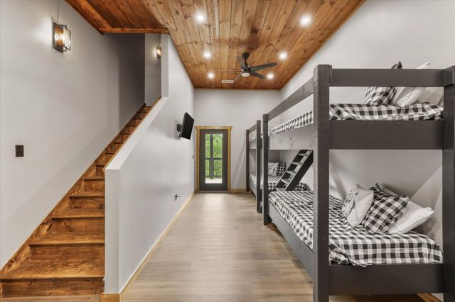 3414 Sugar Maple Loop Rd, Sevierville, TN 37862