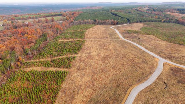 1060 Topside Road, Dunlap, TN 37327