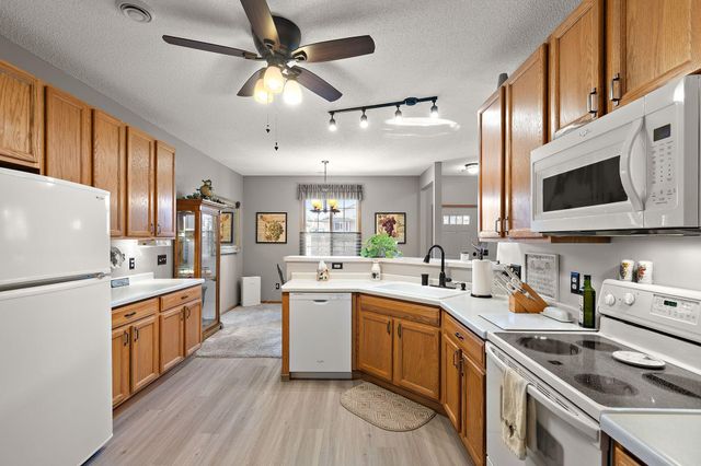 13049 Europa Trail Way N D, Hugo, MN 55038