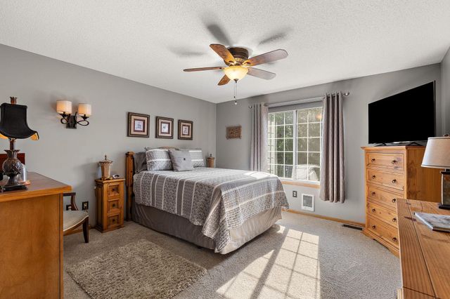 13049 Europa Trail Way N D, Hugo, MN 55038