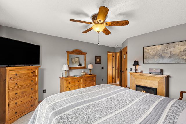 13049 Europa Trail Way N D, Hugo, MN 55038