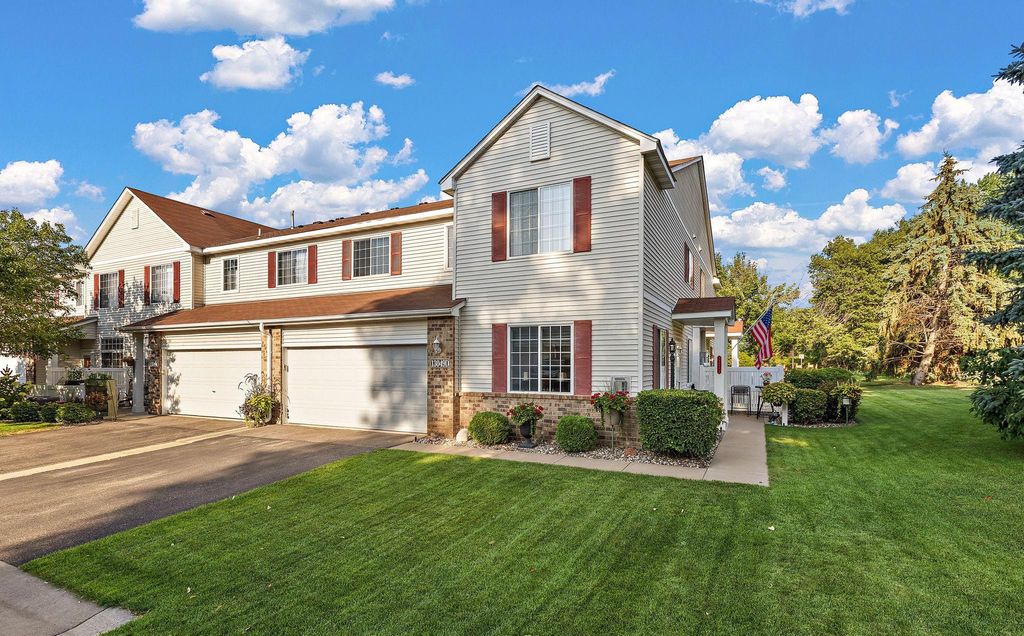 13049 Europa Trail Way N D, Hugo, MN 55038