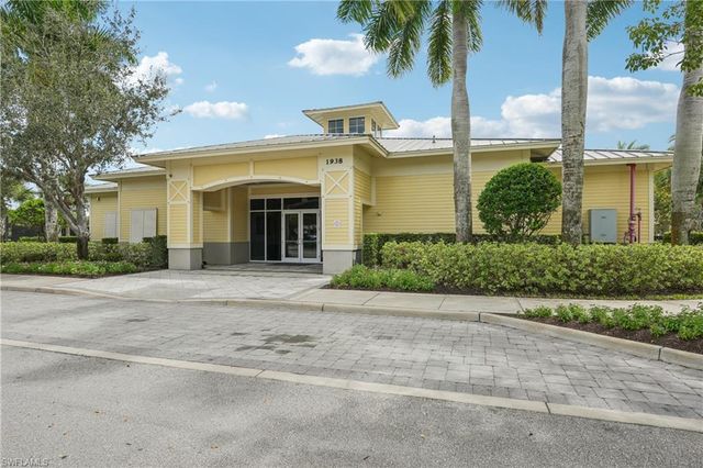 1751 Alameda DR, Naples, FL 34120