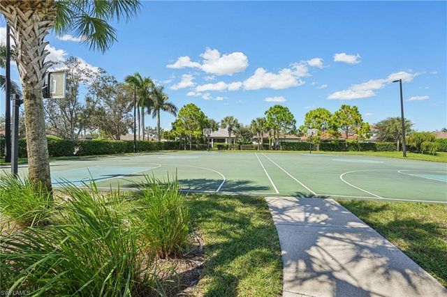 1751 Alameda DR, Naples, FL 34120