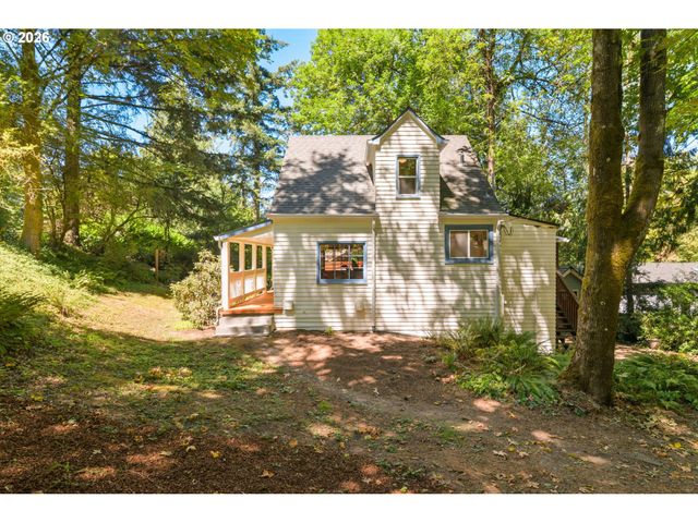 3841 Sw KANAN Dr, Portland, OR 97221