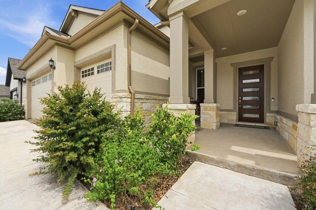 513 Barnhill LOOP, Dripping Springs, TX 78620