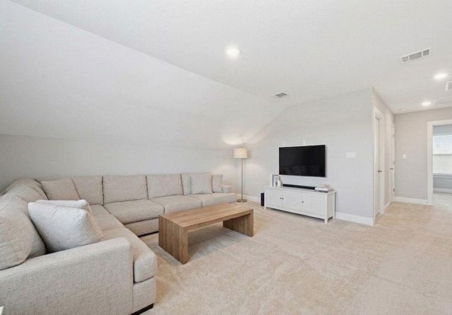 513 Barnhill LOOP, Dripping Springs, TX 78620
