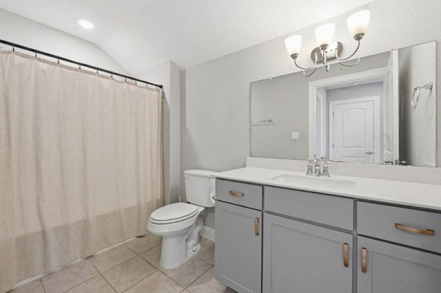 513 Barnhill LOOP, Dripping Springs, TX 78620