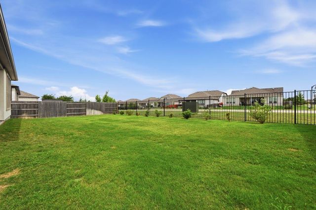 513 Barnhill LOOP, Dripping Springs, TX 78620